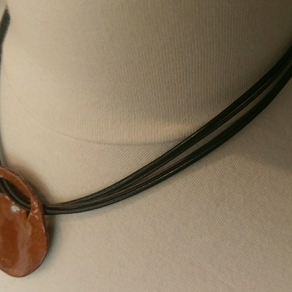 Shell Necklace - Picture 4 of 8