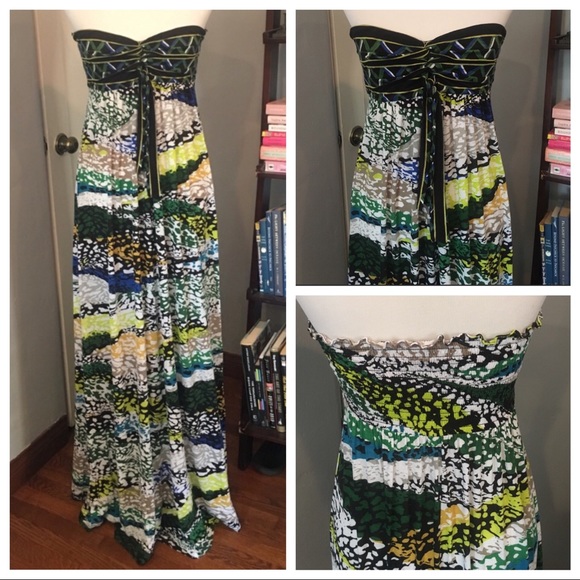 BCBGMaxAzria Dresses & Skirts - BCBG (NWOT) Strapless Knit Maxi Dress
