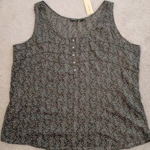 Eddie Bauer olive green tank top with flower print