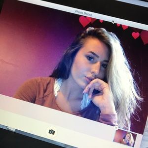 Meet your Posher, Tori