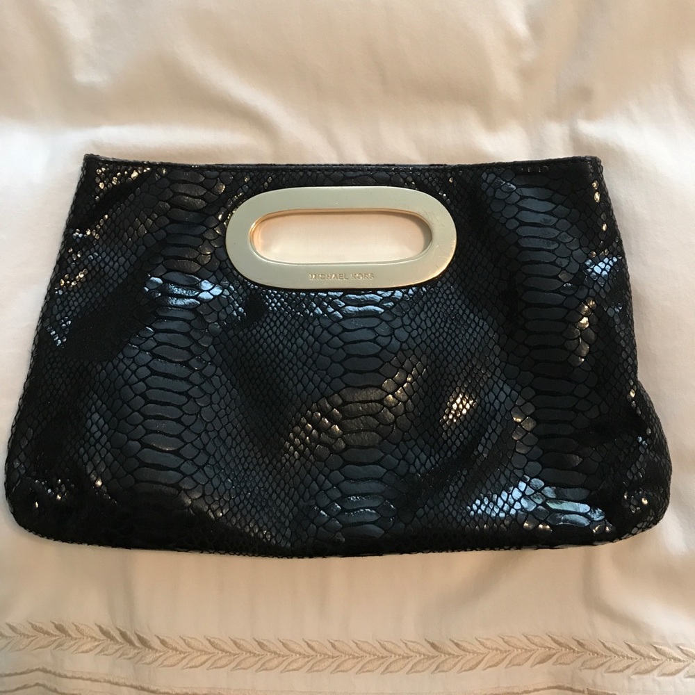 Michael kors black croc clutch