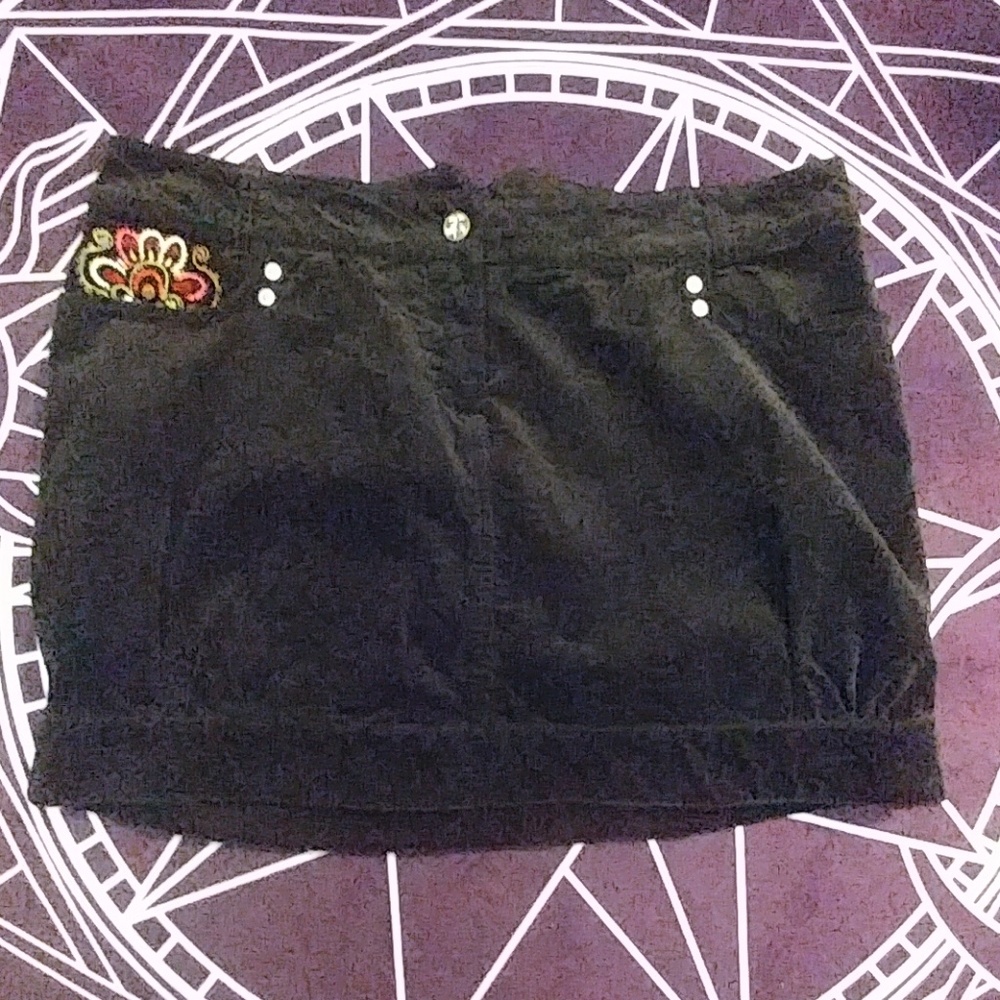 NWOT Oilily Black Velvet Mini Skirt size 44/12