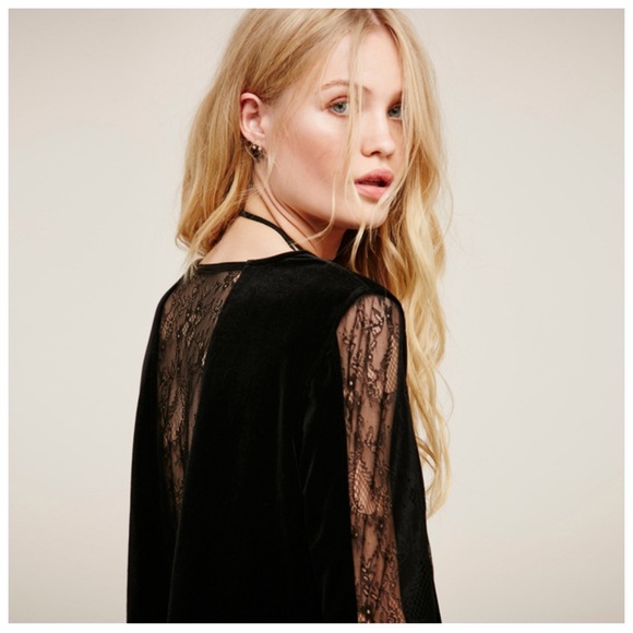 ‼️LAST ONE Black Sheer Lace Velvet Top DA35 - Picture 3 of 5