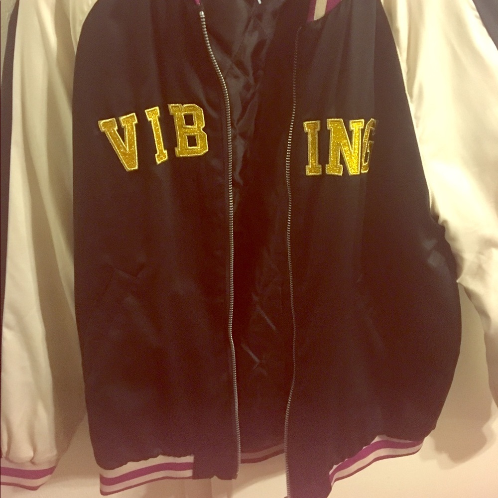 Bomber jacket