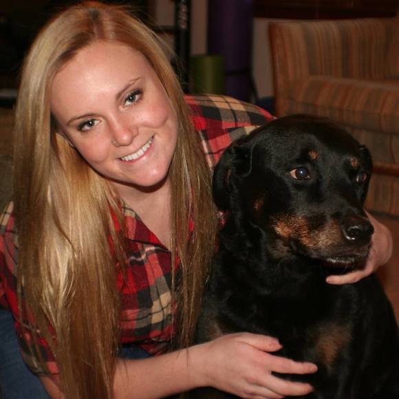 Meet your Posher, Alexee - Picture 1 of 1