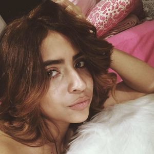 Meet your Posher, Genesis