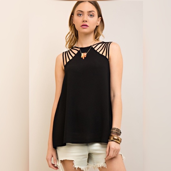 🏈FLASH SALE🏈 BLACK STRAPPY TOP - Picture 2 of 4