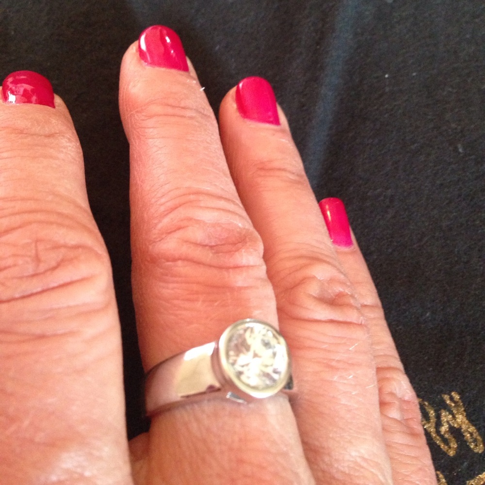 Ring - Picture 2 of 2