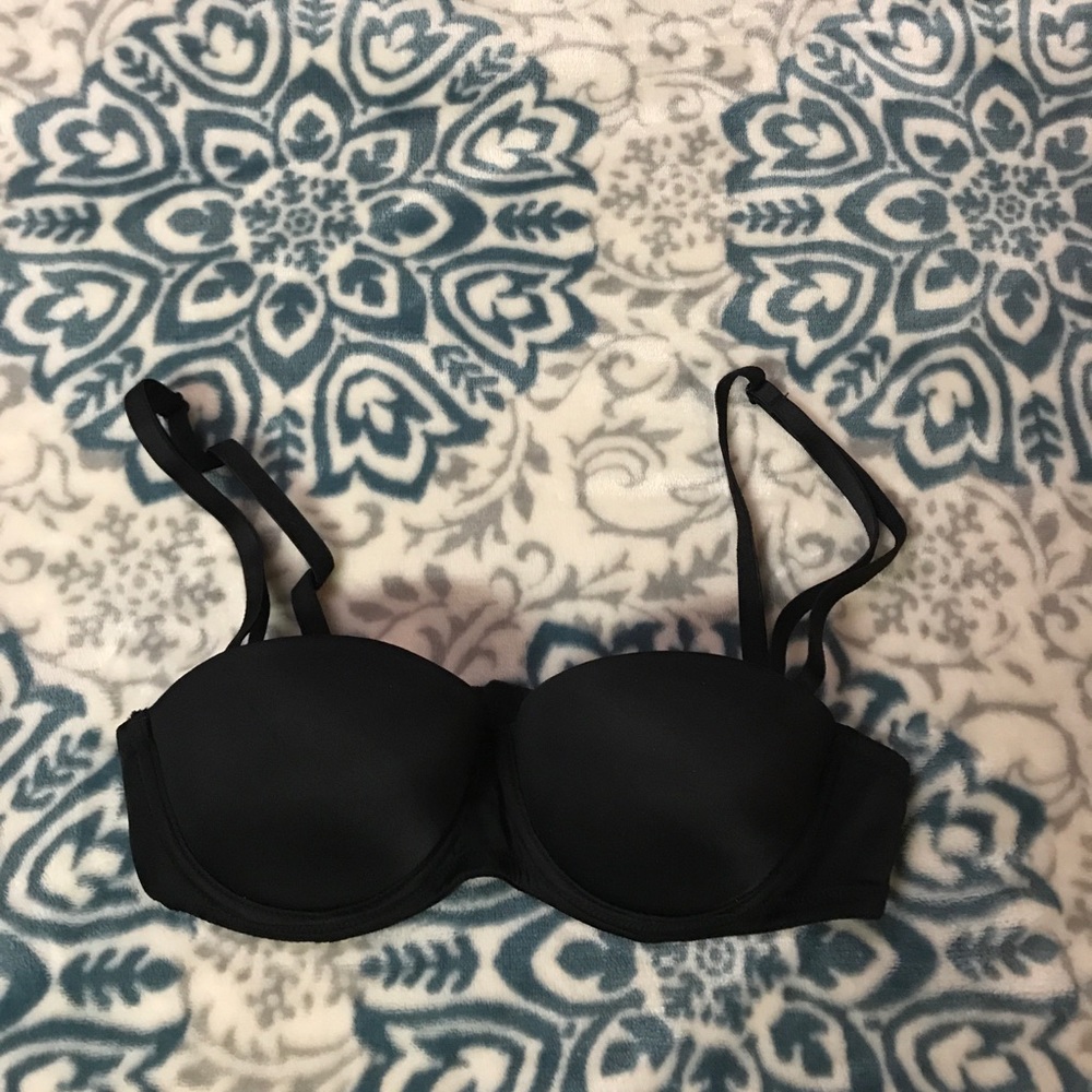 Black Victoria's Secret Bra NWOT