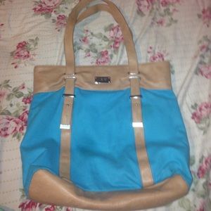 Almost new Nine West  shoulder bag.