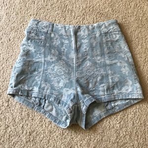 Kimchi blue high waist shorts