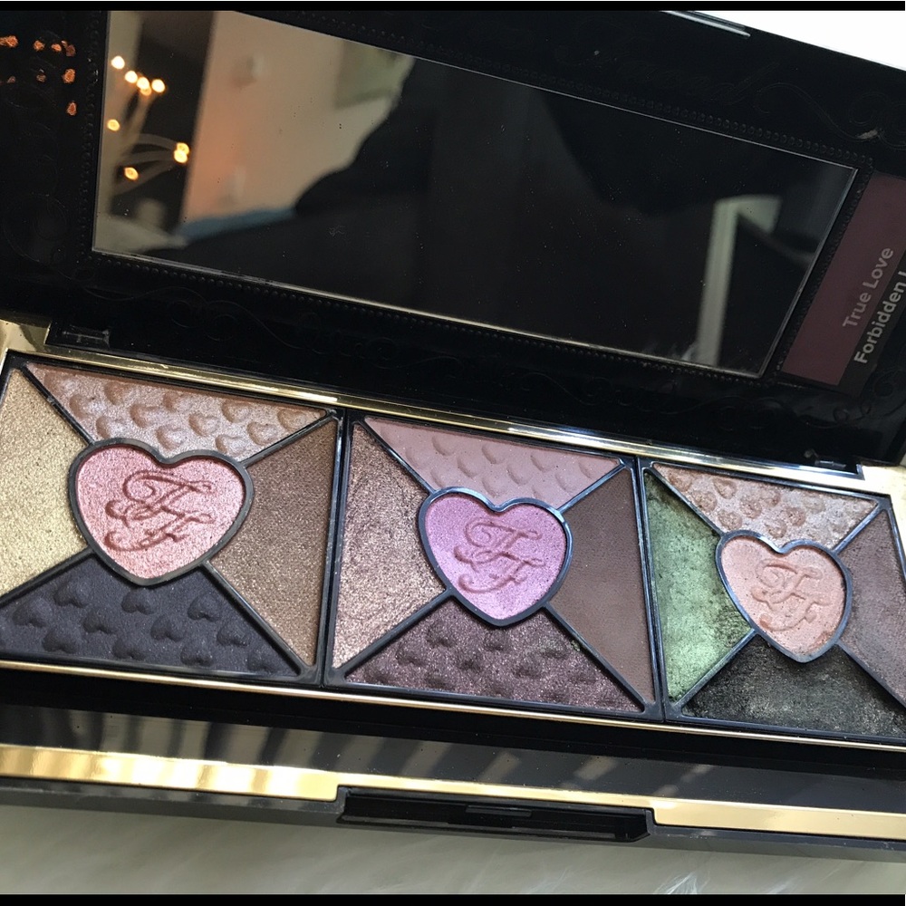 Too Faced Love Palette (Authentic)
