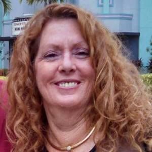 Meet your Posher, Debbie
