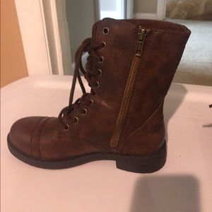 Brown boots
