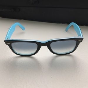 Ray Ban Wayfarer with Blue Inside