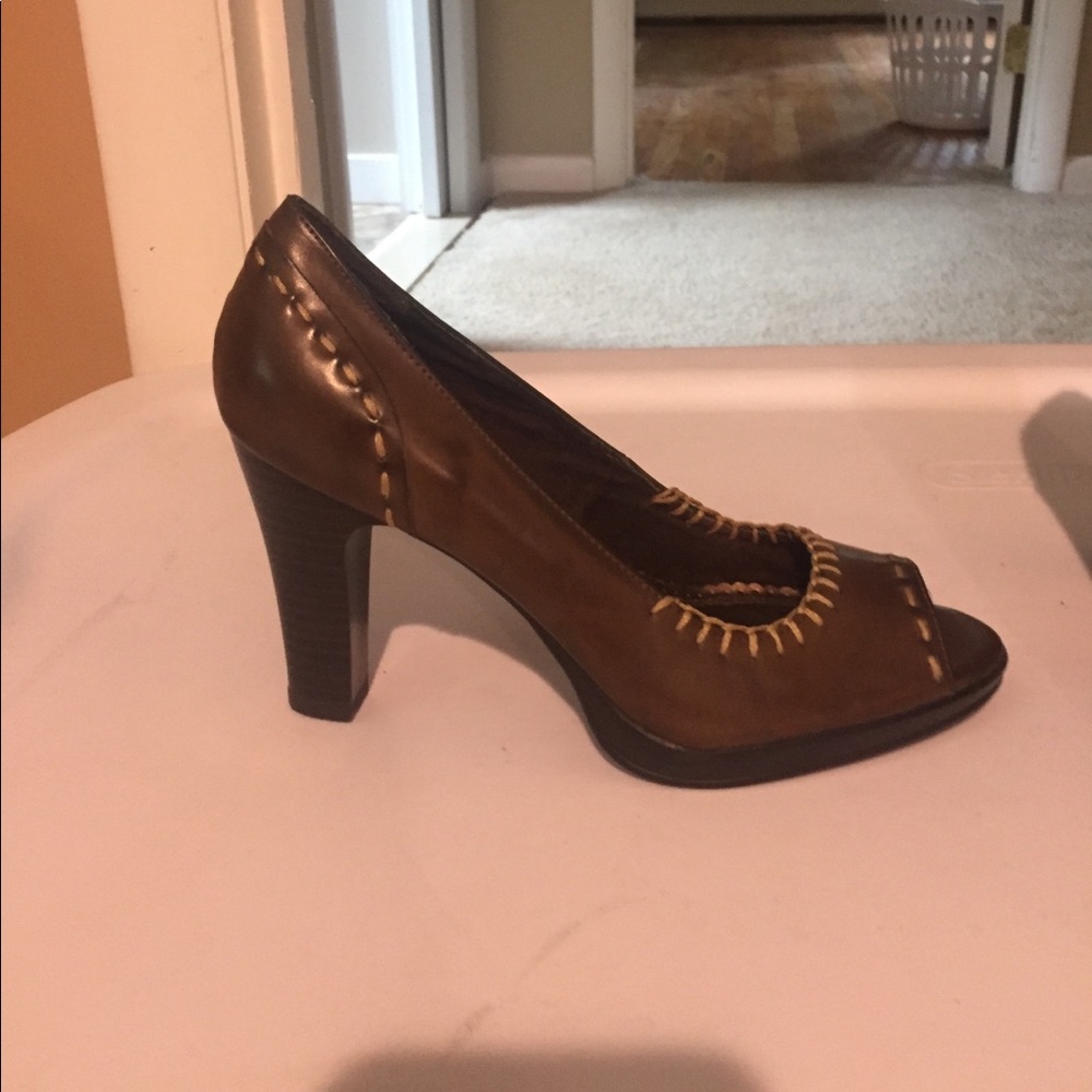 Brown heels
