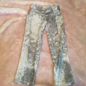 cropped workout leggings