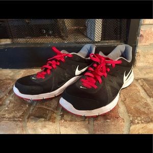 Nike Revolution 2 size 11