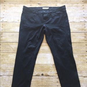 Black Skinny Pants