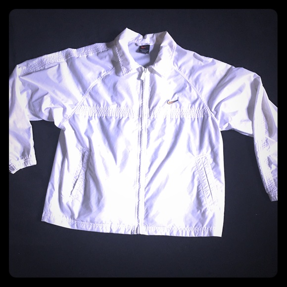 NIKE WINDBREAKER PERFECT CONDITION - Picture 2 of 4