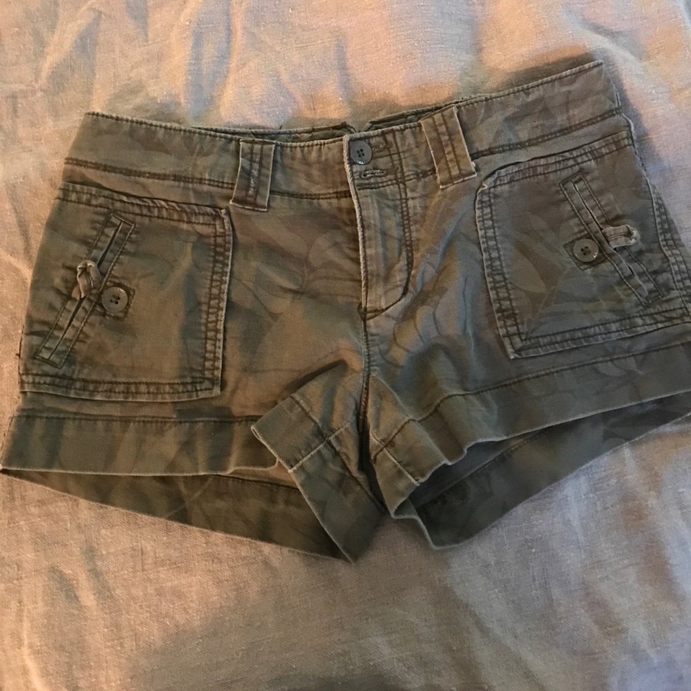American Eagle shorts