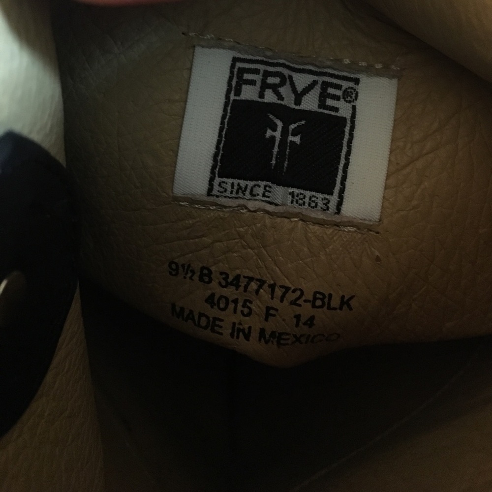 The Frye Company Melissa Button boots - Picture 5 of 6
