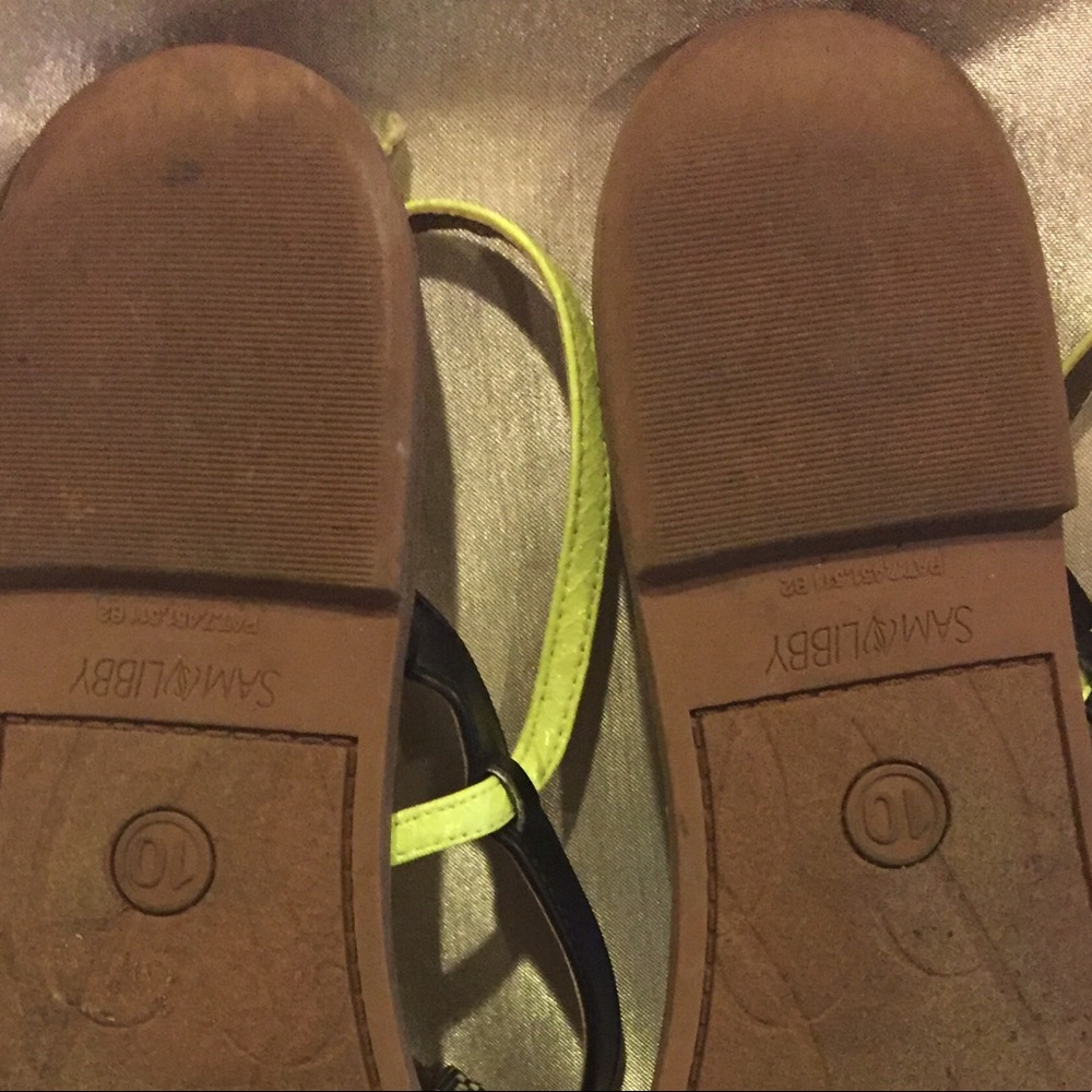 Sam and Libby Snakeskin Print Thong sandals 10 - Picture 5 of 7