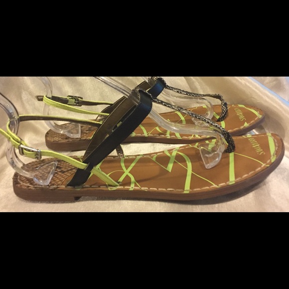 Sam and Libby Snakeskin Print Thong sandals 10 - Picture 4 of 7