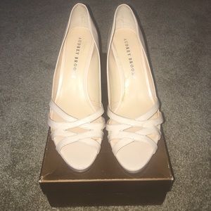 Audrey Brooke pale pink heels