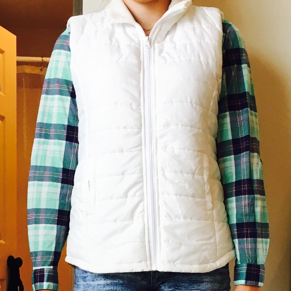 White puffer vest