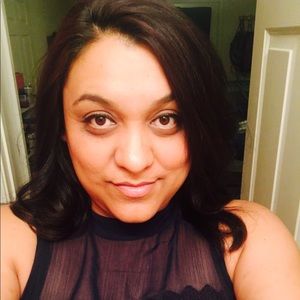 Meet your Posher, Melissa