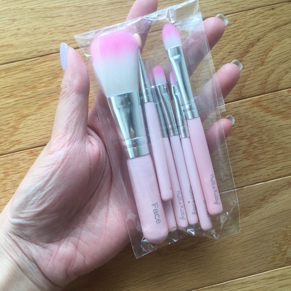 Hello Kitty Bundle - image 2