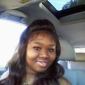 Meet your Posher, Moya