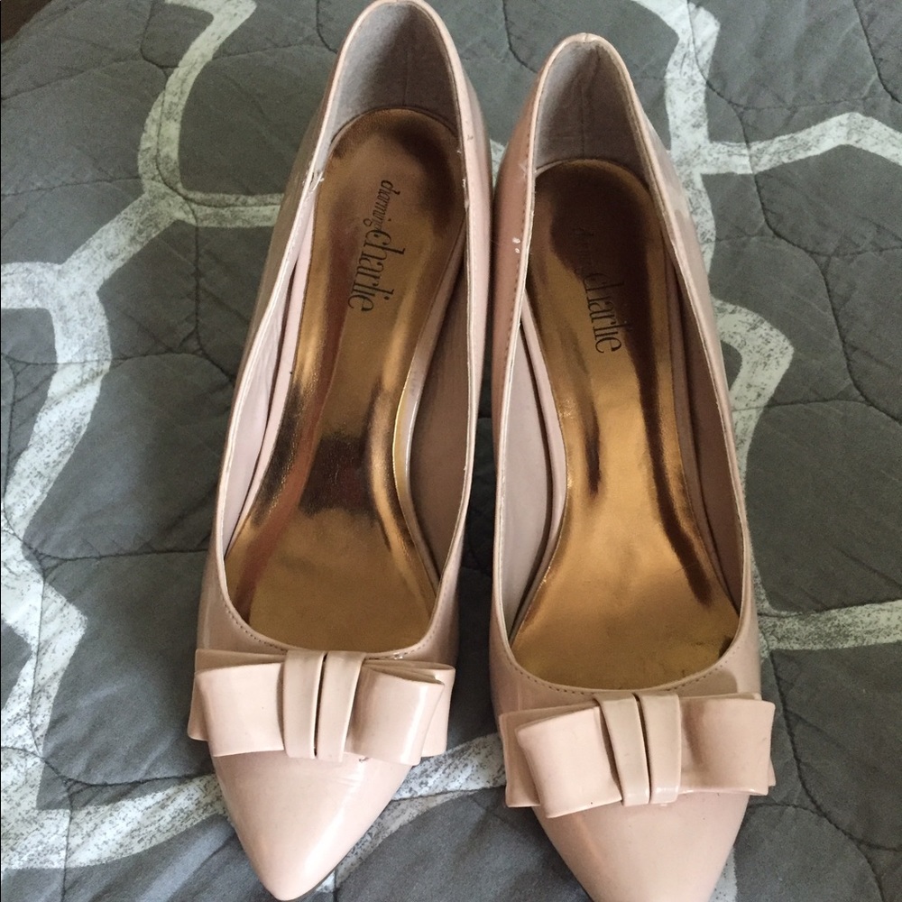Nude pumps size 10