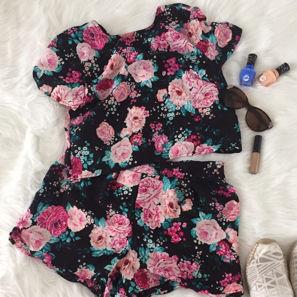 2 Piece Floral Short Set