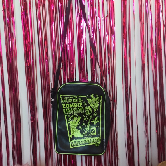 sourpuss Handbags - Sourpuss zombie radio show purse