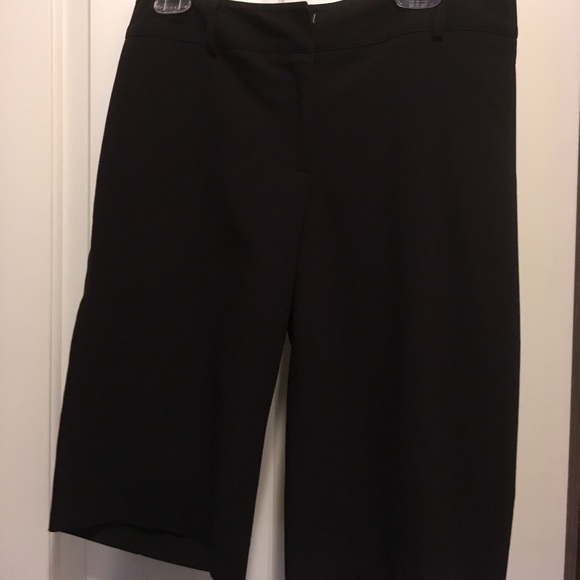 Apt 9 Black dress short.  Size 12 inseam 14 in - Picture 1 of 4