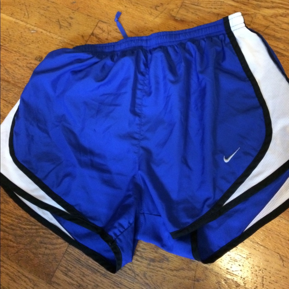 BUNDLE DEAL!! $12 each when buy 3 Nike shorts