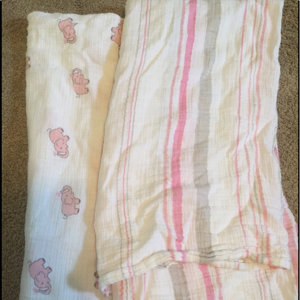 Swaddle blankets