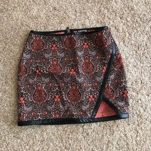 Express printed skirt