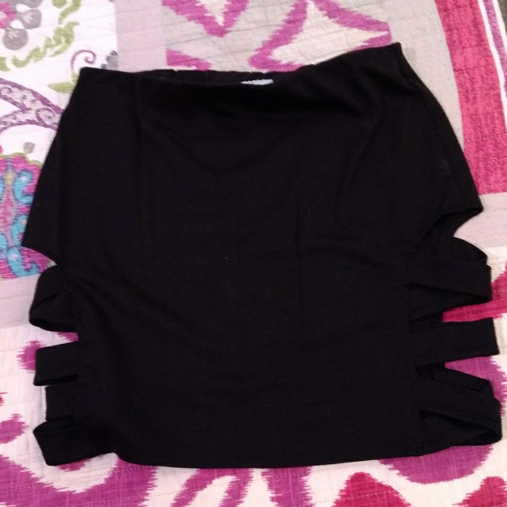 Slit pencil skirt