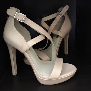 BCBGeneration NWOT Platform Sandals