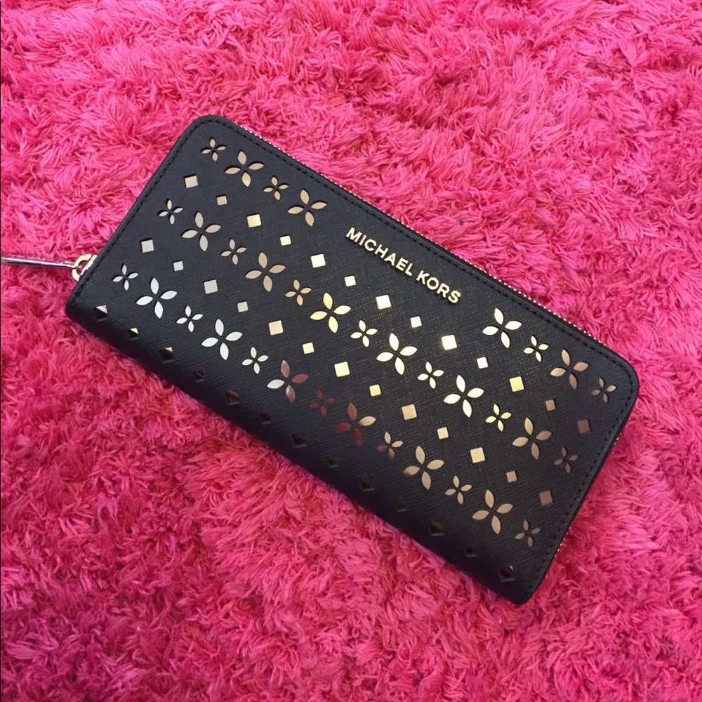 Michael kors black silver wallet