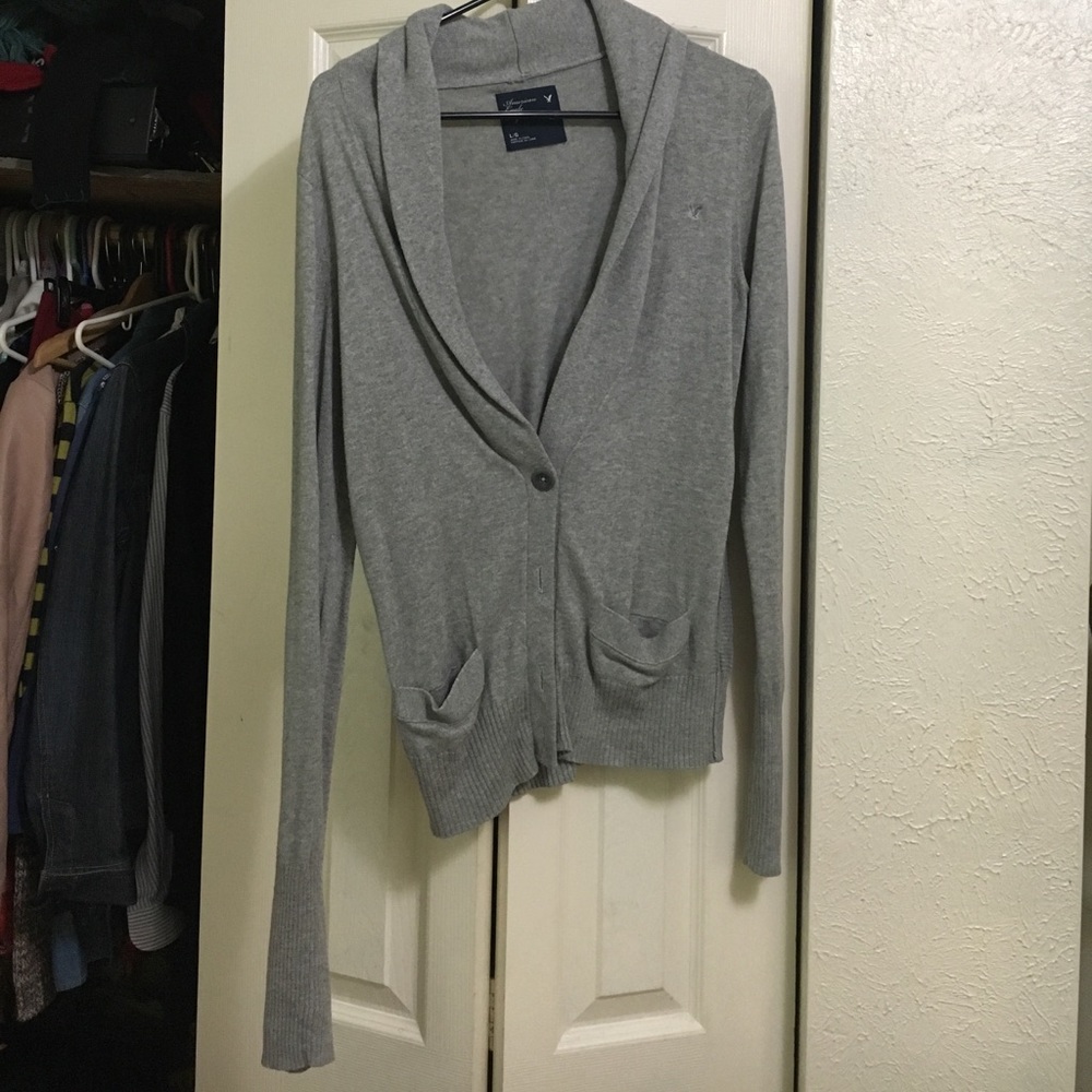 AE gray cardigan