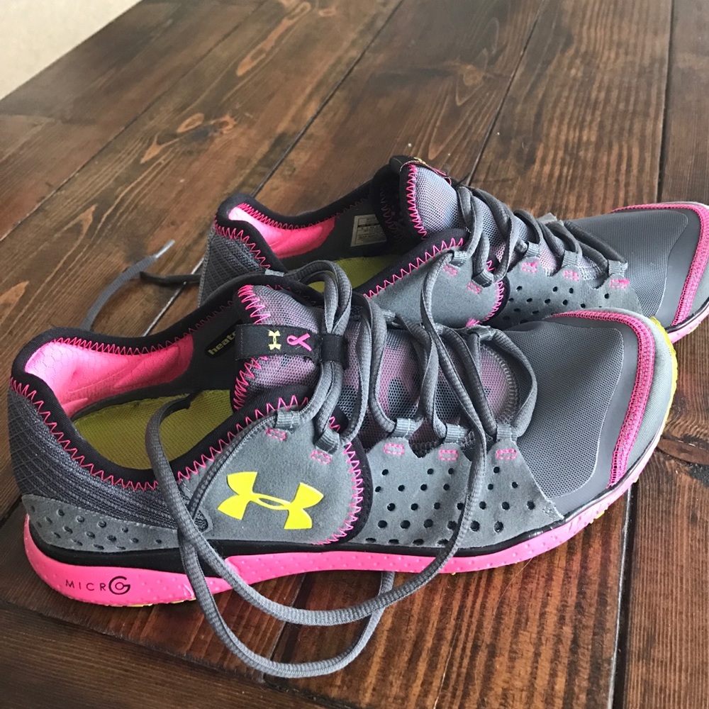 Under Armour tennis shoes