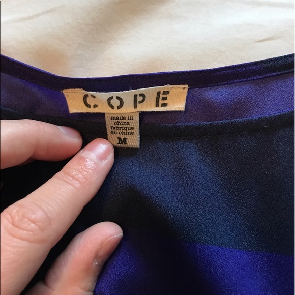 UO open back blouse - Picture 3 of 4