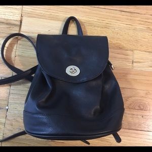 BLACK/GOLD MINI BOOKBAG