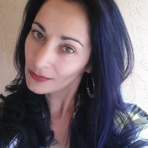 Meet your Posher, Lorena
