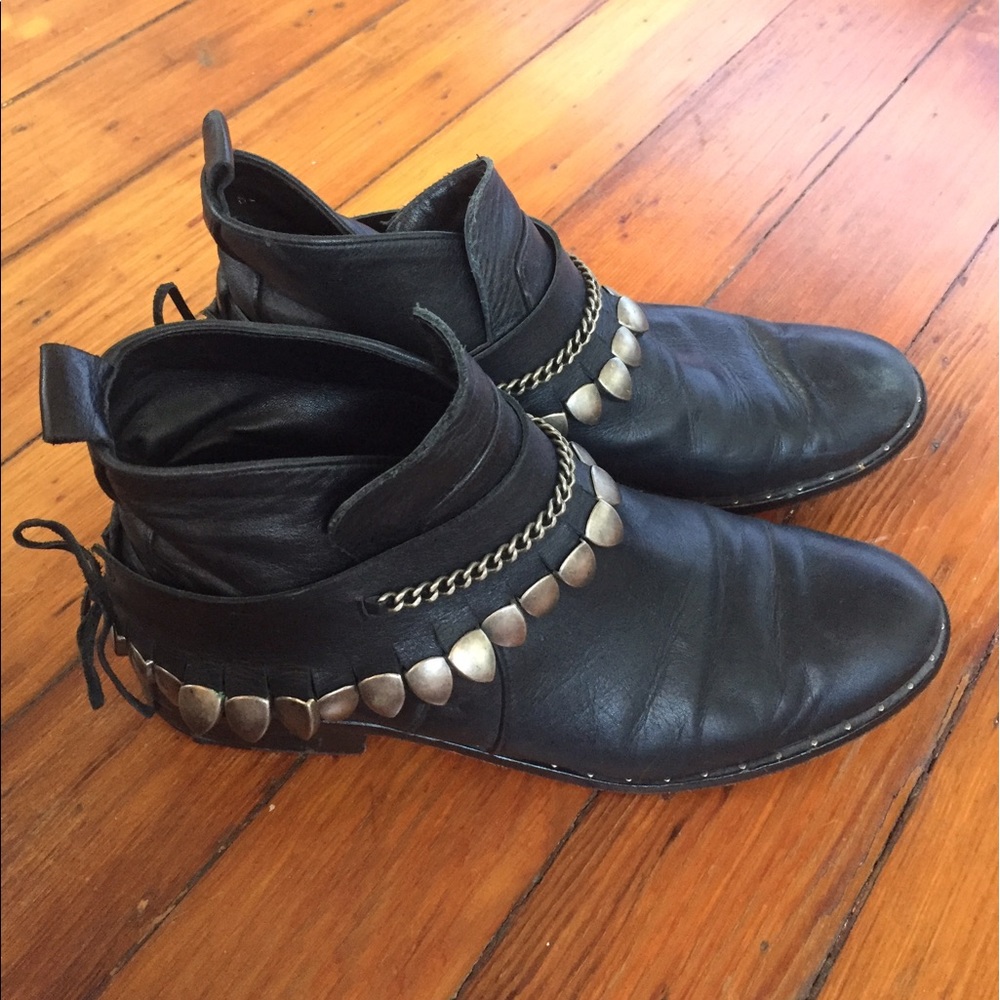 Freda Salvador Black Leather Star Boots