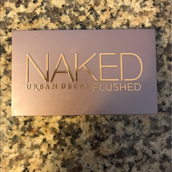 Naked Flushed Bronzer/Blush Trio - Picture 2 of 2